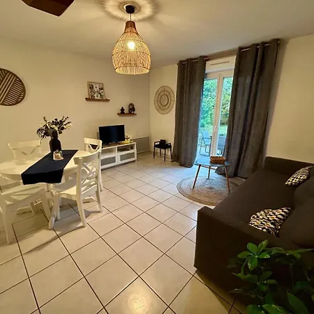 Le Patis Pensión Poitiers