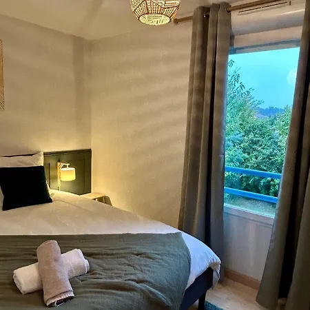 Le Patis 招待所 米尼亚卢博瓦尔