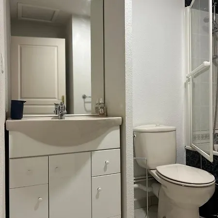 Le Patis 招待所 米尼亚卢博瓦尔