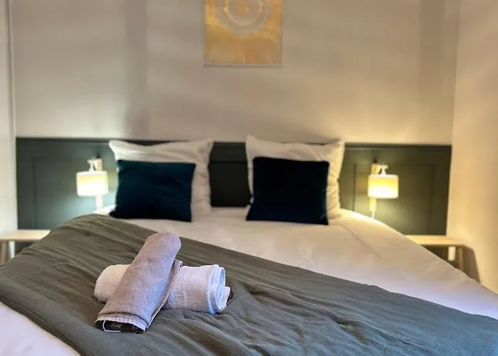 Le Patis Pensión Poitiers